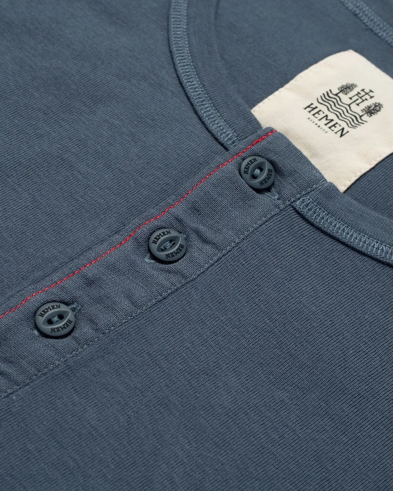 Men's henley steel blue detail Luzien Hemen Biarritz