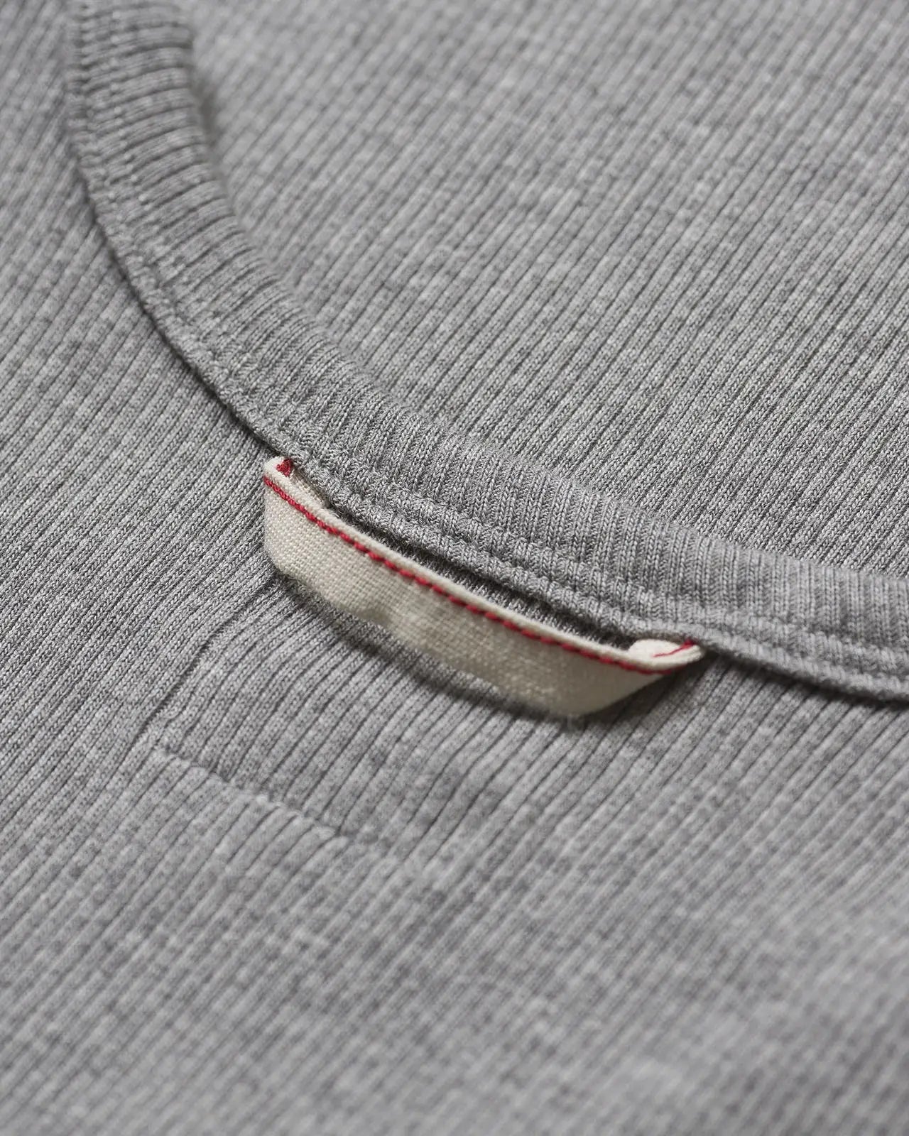 Men's tank top heather grey detail Gari Hemen Biarritz